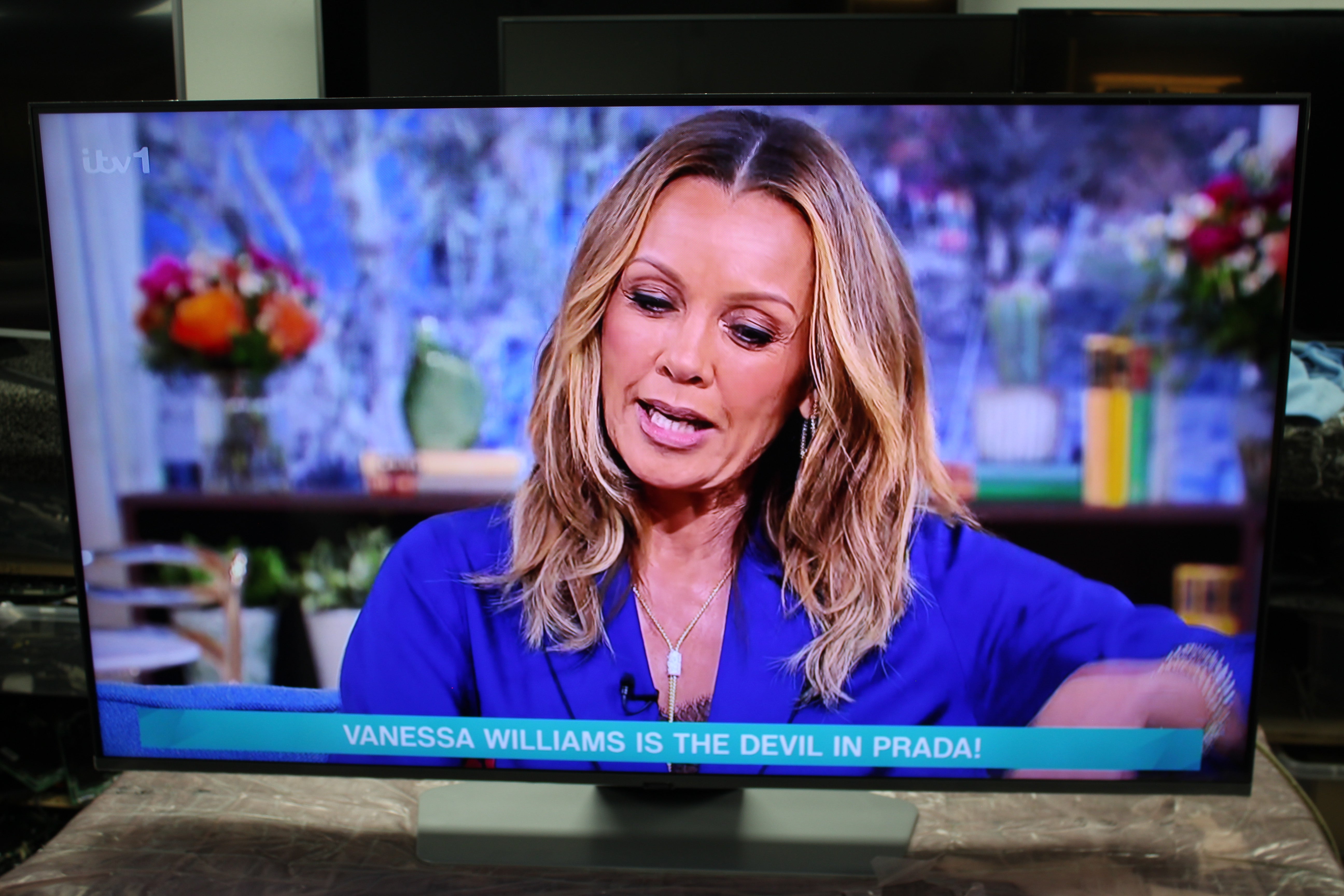 50" Samsung QE50Q80DATXXU 4K HDR Smart QLED TV