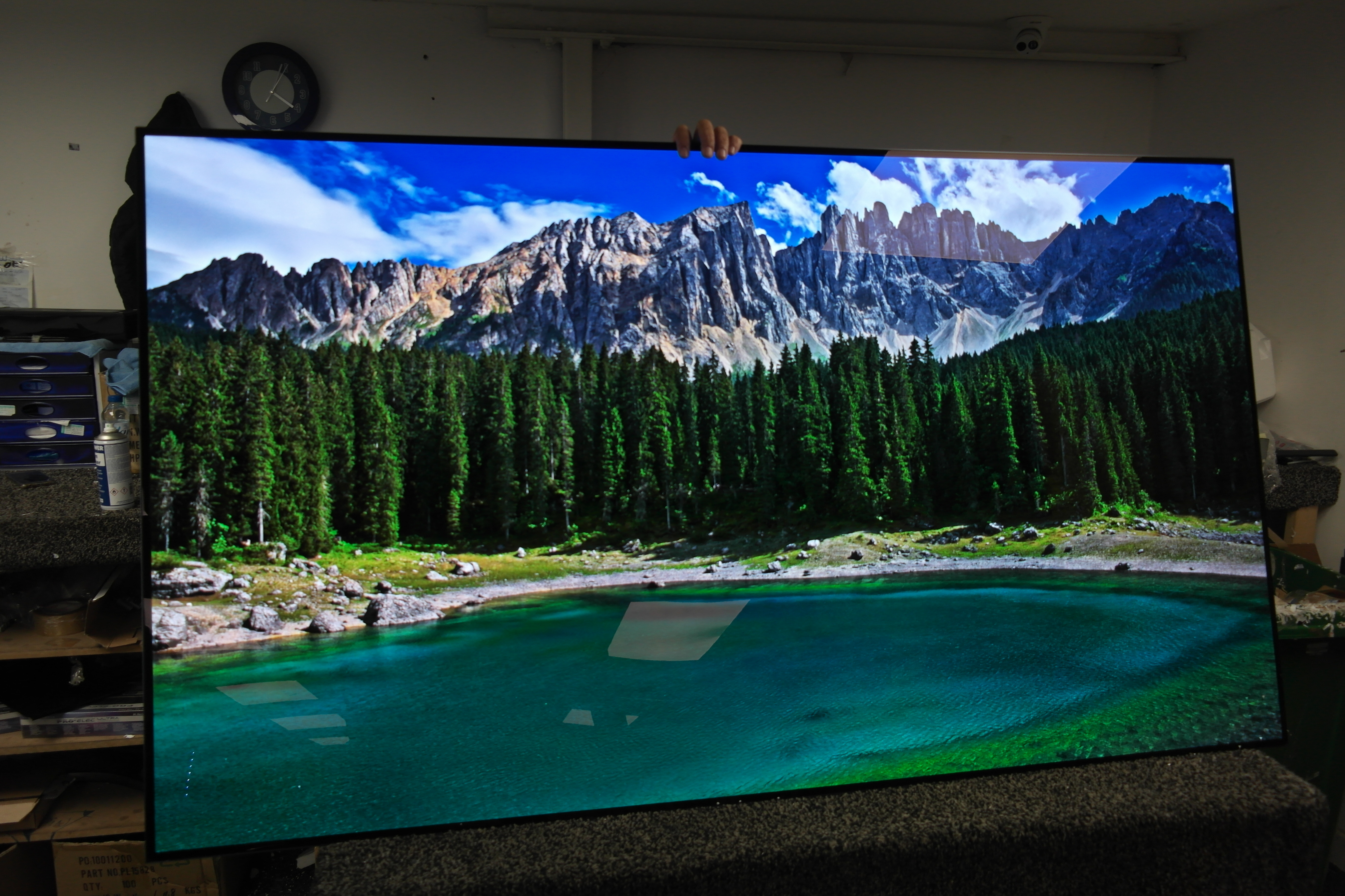 65" LG "Wallpaper" OLED65W8PLA 4K HDR Smart OLED TV